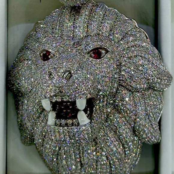 I’m selling Jewelry, exclusively snakeskin coats, Shoes & clothes all n I stop? main image 11